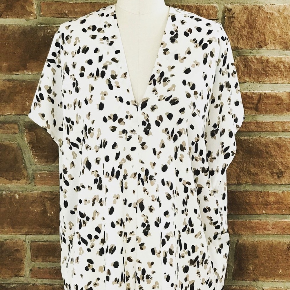 Adrienne Leopard V-neck
